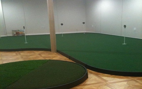 Sim Custom Putting Green