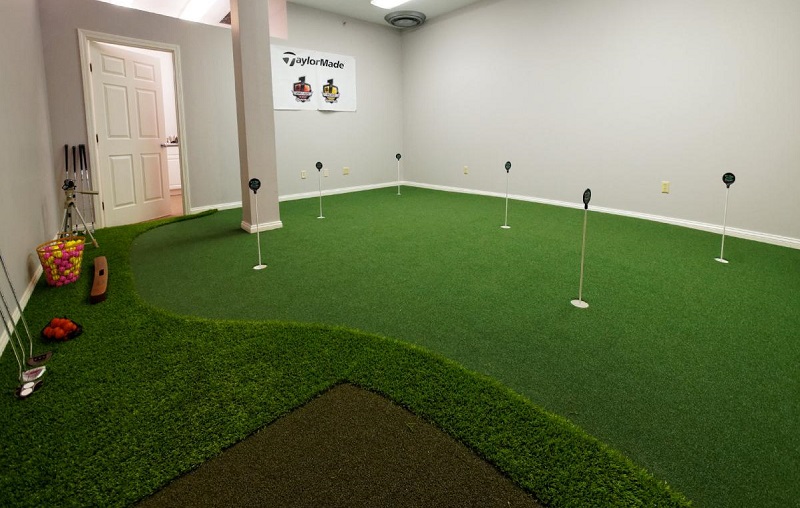 wall to wall golf room design